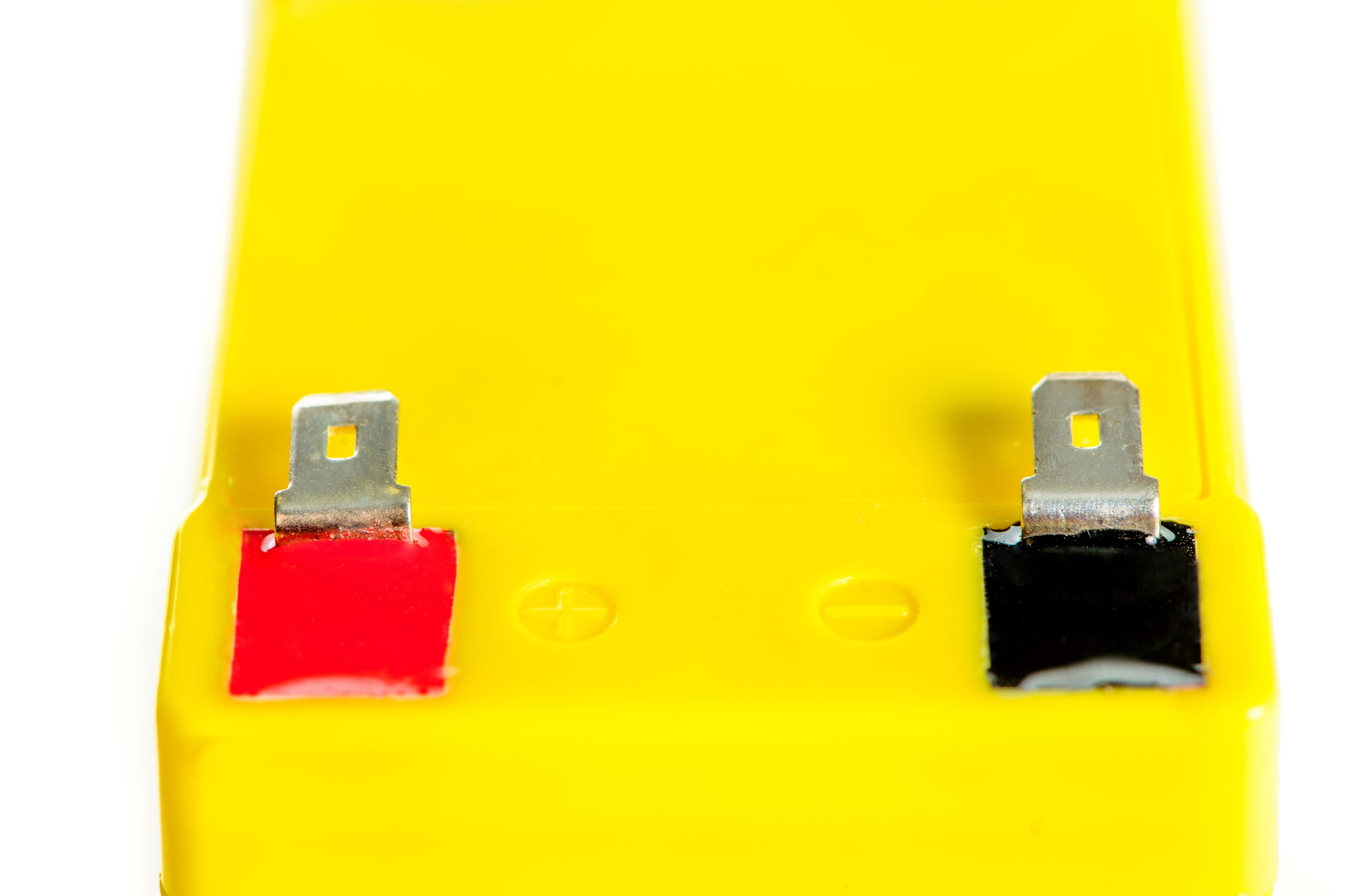 Аккумулятор YELLOW HR 12-9 — изображение 6